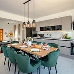 Plenca - Heated Pool Villa *