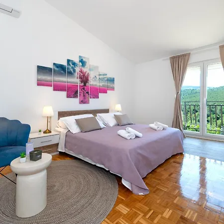 Villa Plenca - Heated Pool !