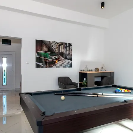 Plenca - Heated Pool *