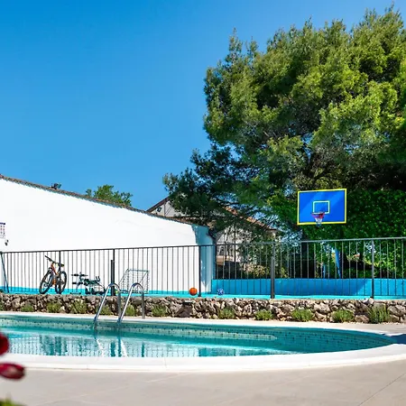 Plenca - Heated Pool Villa *