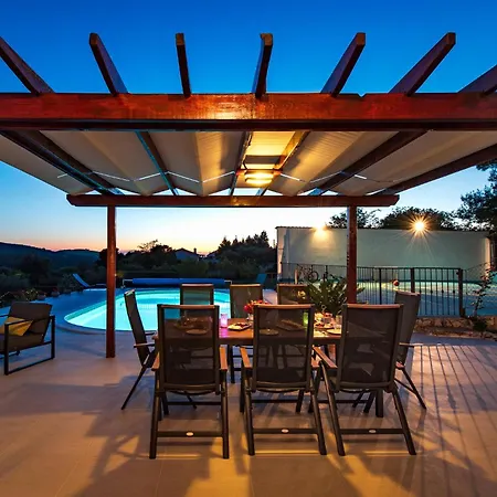 Plenca - Heated Pool Villa Sibenik