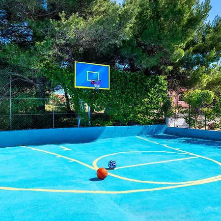 Plenca - Heated Pool Villa Sibenik