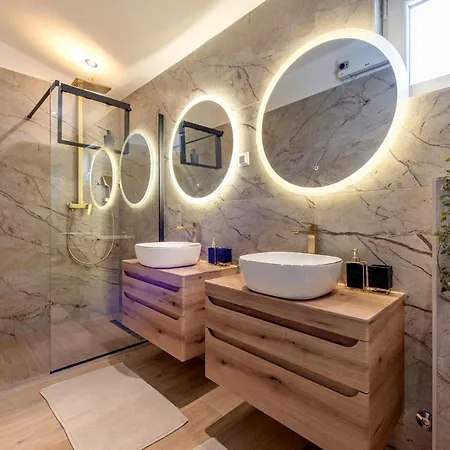 Villa Plenca - Heated Pool