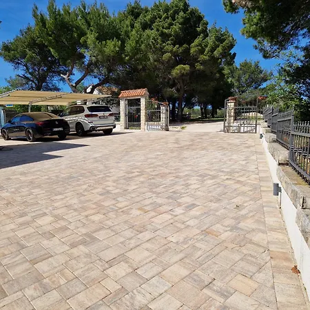 Villa Plenca - Heated Pool