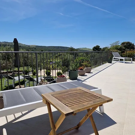 Plenca - Heated Pool Villa Sibenik