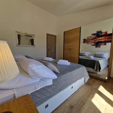Plenca - Heated Pool Villa Sibenik