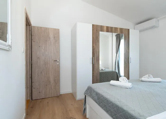 Villa Plenca - Heated Pool