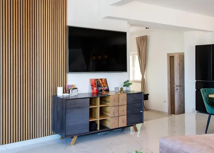 Plenca - Heated Pool Villa *