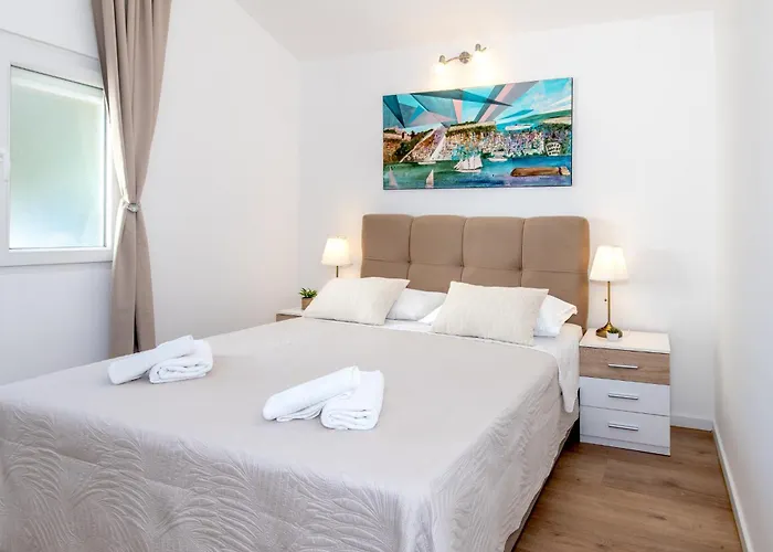 Villa Plenca - Heated Pool *