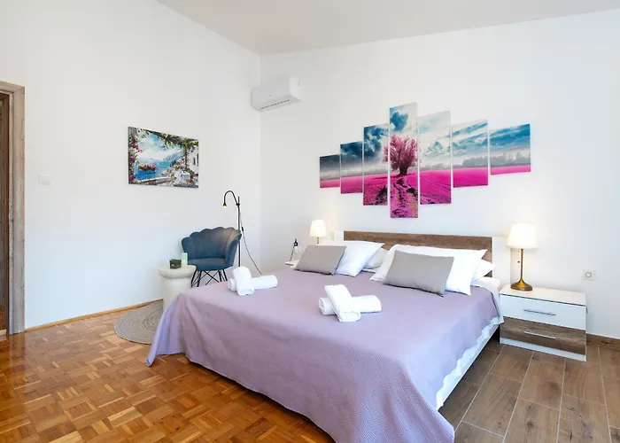 Plenca - Heated Pool *