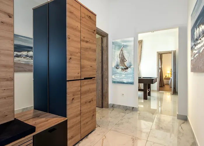 Plenca - Heated Pool Šibenik