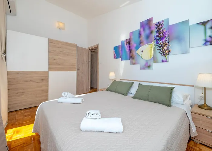 Plenca - Heated Pool * Šibenik