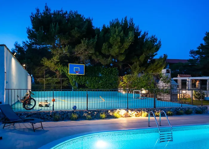 Plenca - Heated Pool Šibenik