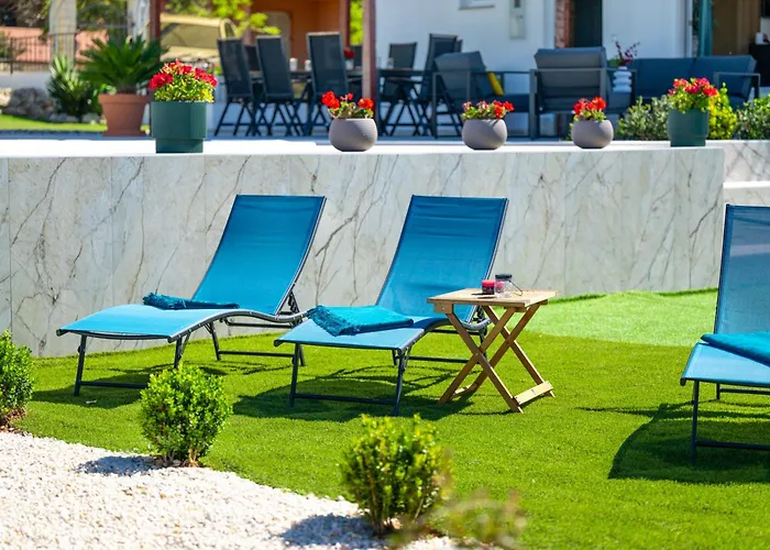 Plenca - Heated Pool * Šibenik