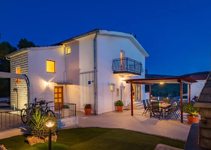 Plenca - Heated Pool