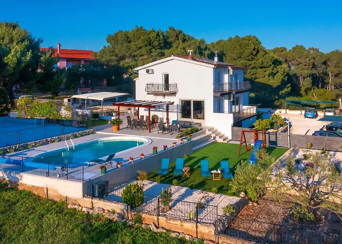 Plenca - Heated Pool Villa *