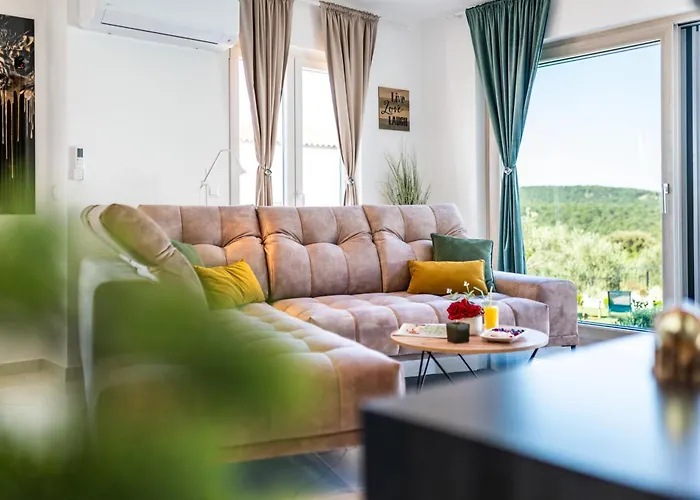 Plenca - Heated Pool Villa *