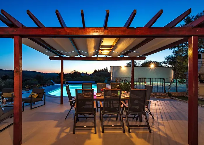 Plenca - Heated Pool Villa Šibenik