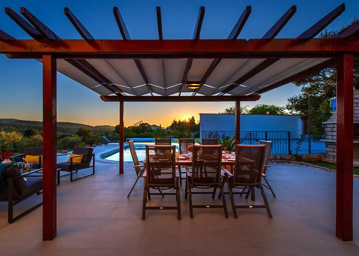 Plenca - Heated Pool *