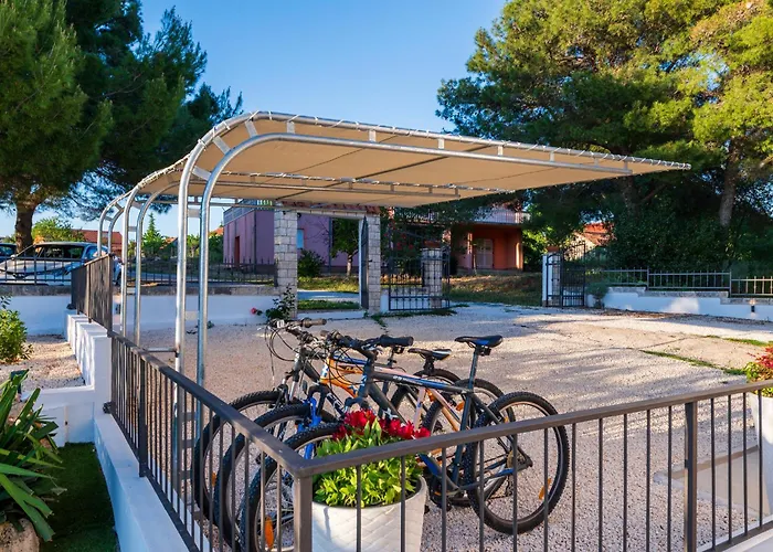 Plenca - Heated Pool *